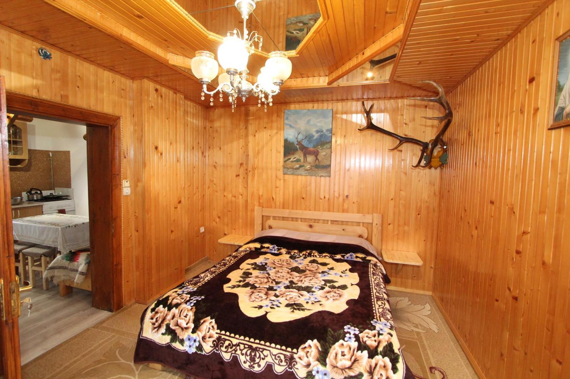 Будиночок Для Щастя Yaremche Exterior foto